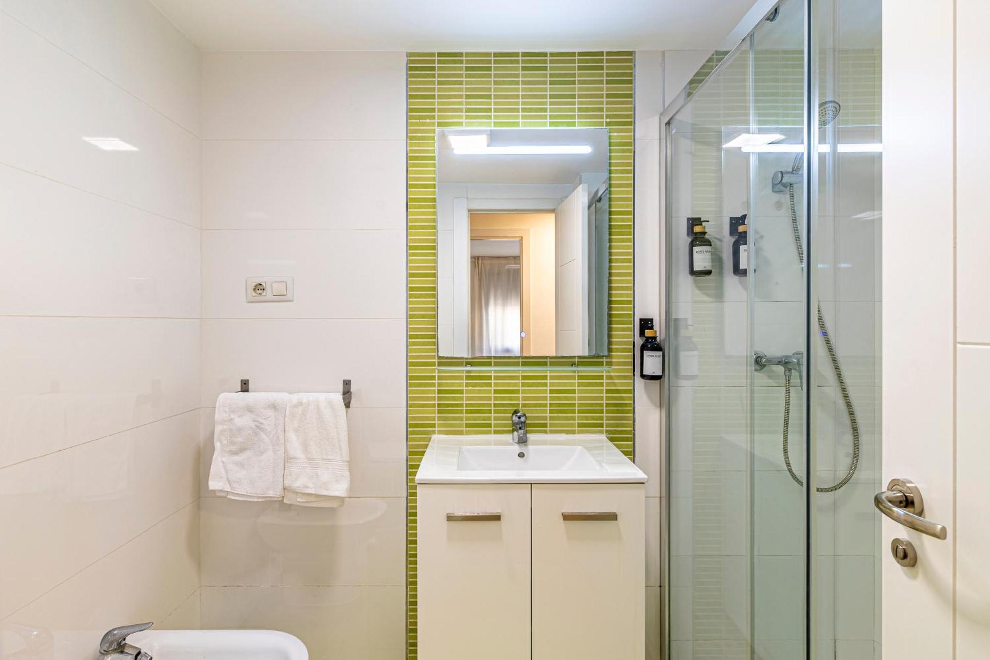 Solis Mare Apartments - Pedregalejo Beach Málaga Eksteriør bilde
