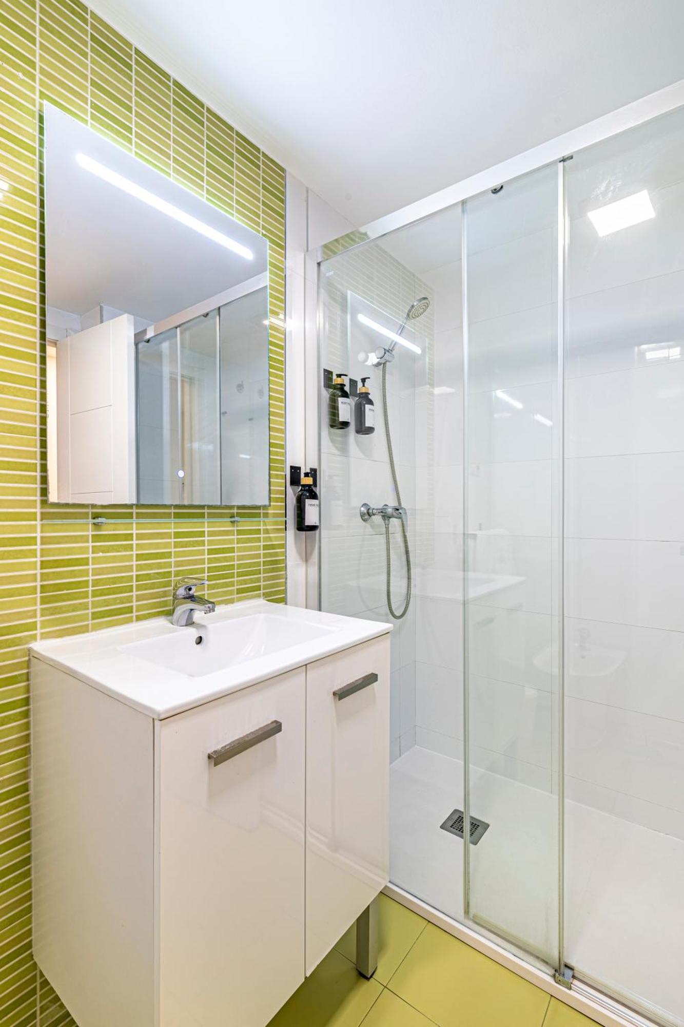 Solis Mare Apartments - Pedregalejo Beach Málaga Eksteriør bilde