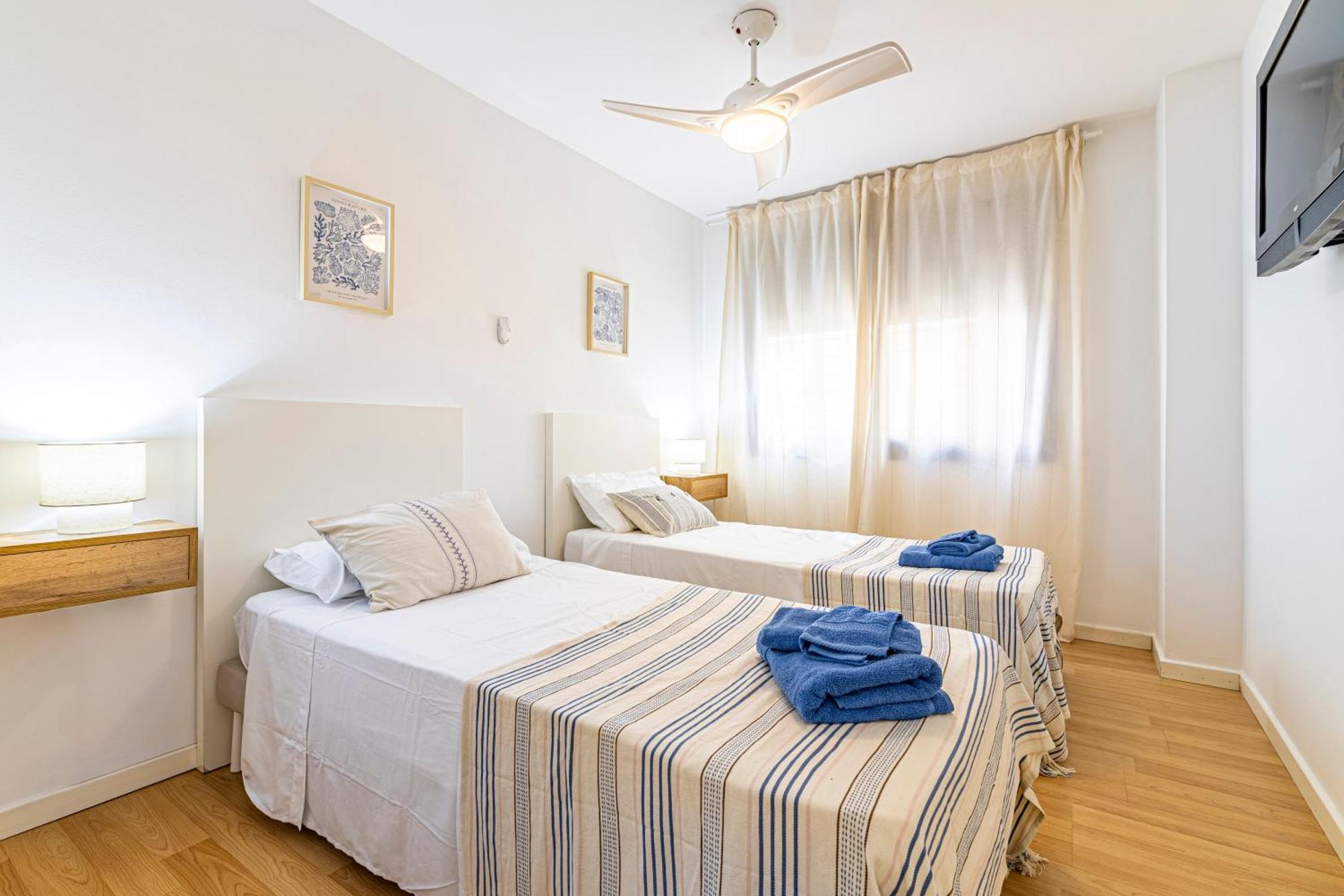 Solis Mare Apartments - Pedregalejo Beach Málaga Eksteriør bilde