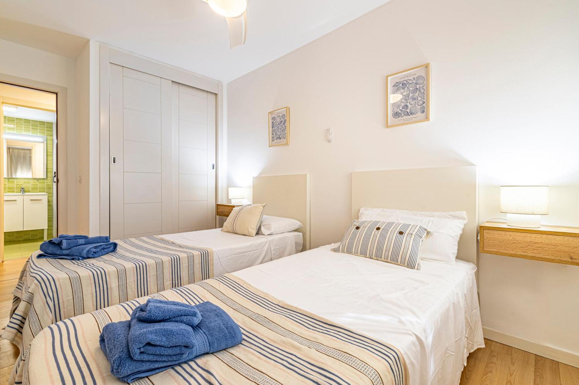 Solis Mare Apartments - Pedregalejo Beach Málaga Eksteriør bilde